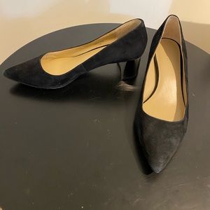 Ann Taylor Pointed Toe Block Heel Size 7 1/2